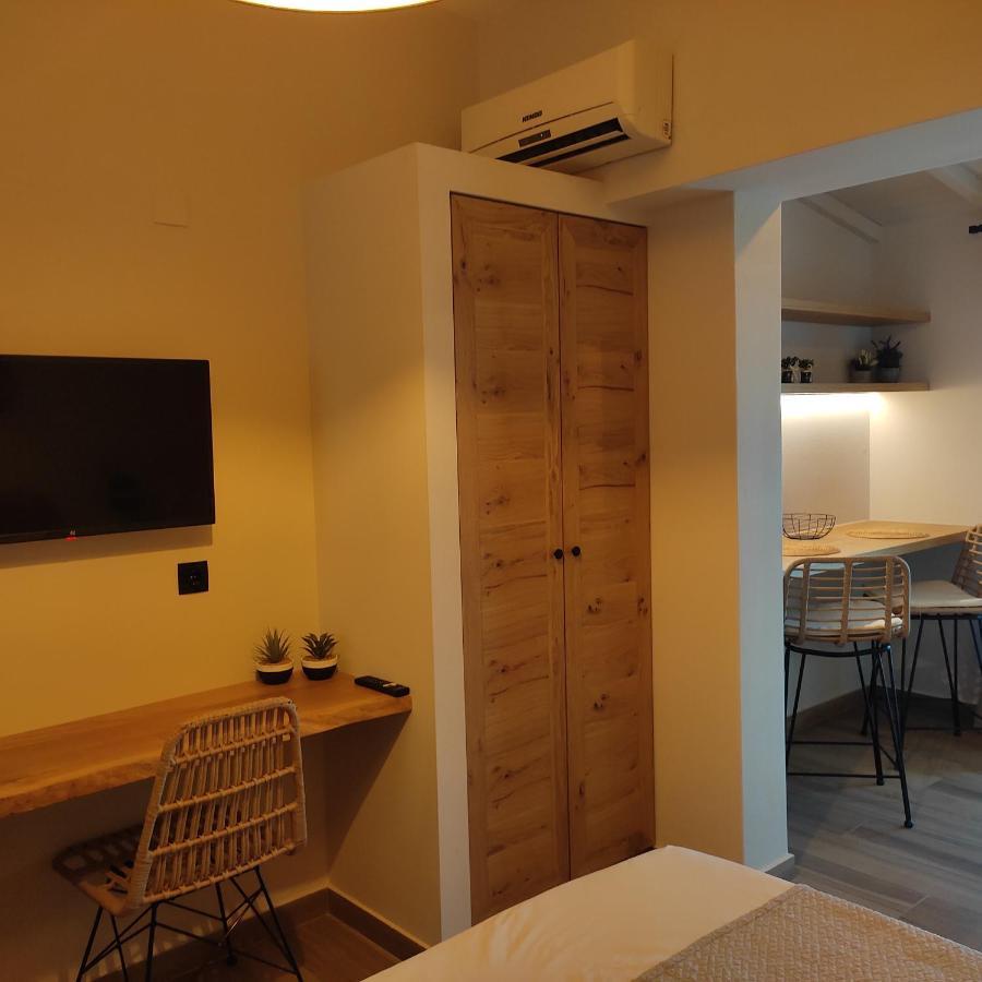 Pansion Nikos Appartement Patitírion Buitenkant foto