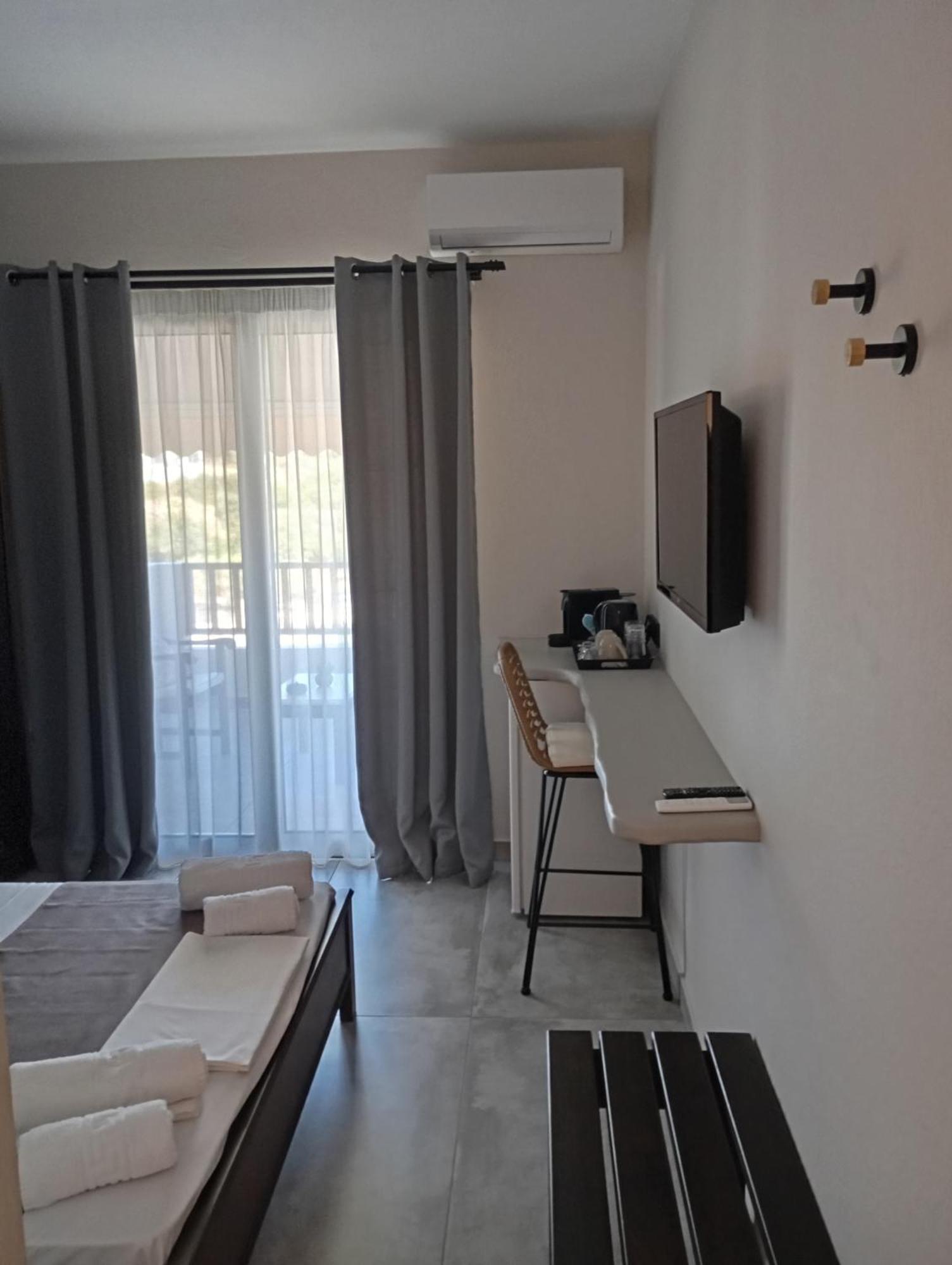 Pansion Nikos Appartement Patitírion Buitenkant foto